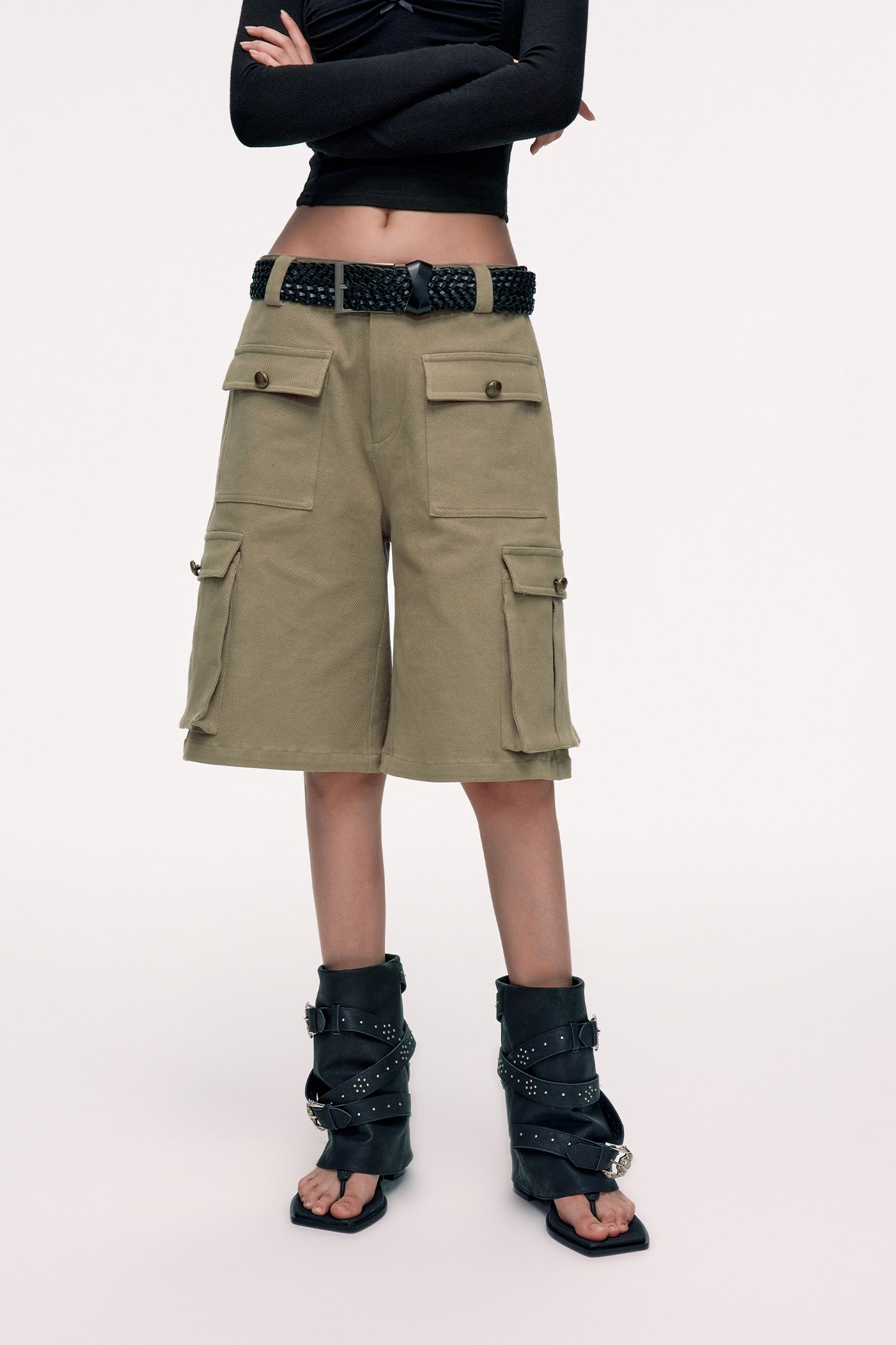 Three-Dimensional Pocket Cargo Shorts